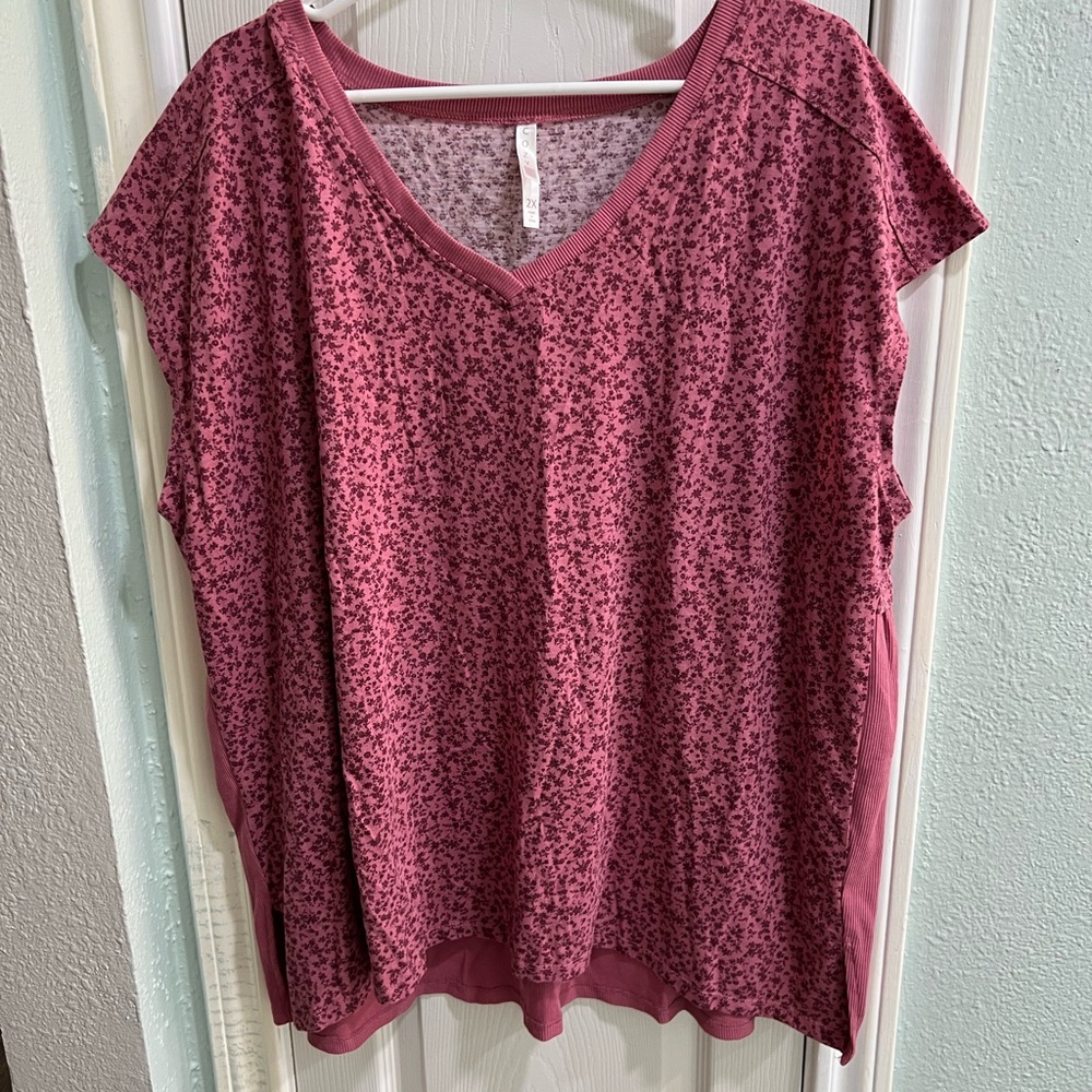 Women's LuLaRoe Pink Floral Top
